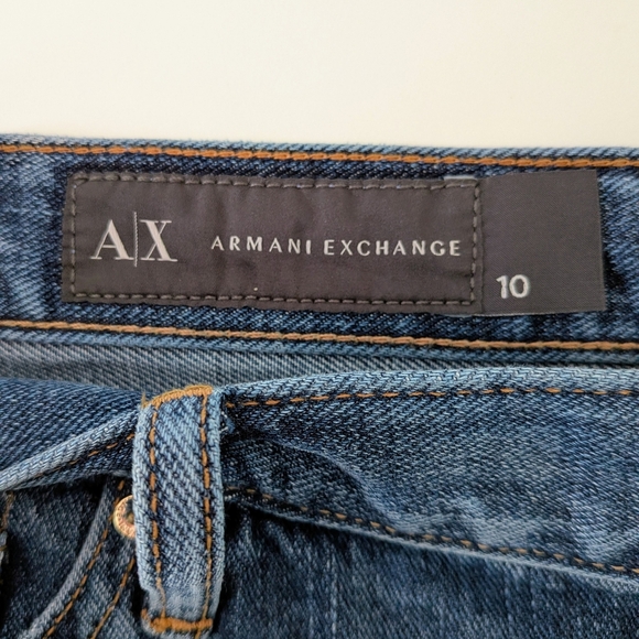 A/X Armani Exchange Denim Shorts – Women’s Size 10, Dark Blue, Frayed Hem #109 - Picture 3 of 3